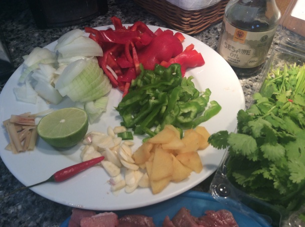 Thajský stir-fry s teľacím mäsom a paprikami (fotorecept) - obrázok 2