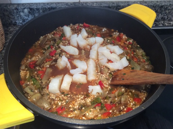 Ryža s artičokmi a treskou (Arros a la cassola amb bacalla) (fotorecept) - obrázok 5