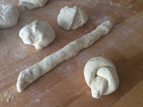 Cibuľové žemle - obrázok 2