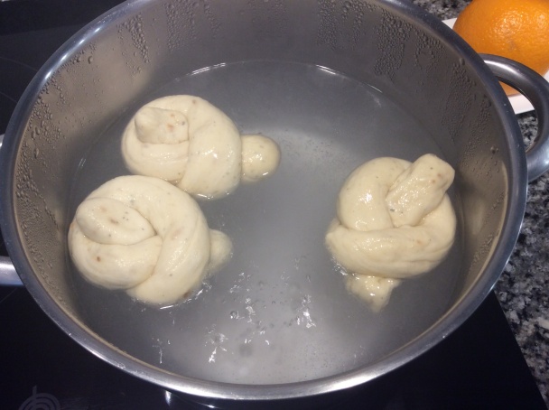 Cibuľové žemle - obrázok 4