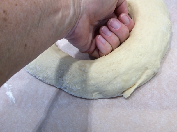 Kysnutý veniec so šľahačkou (Tortell de nata) (fotorecept) - obrázok 4