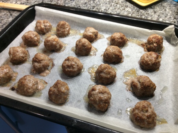 Grécke mäsové guľky - Soutzoukakia (fotorecept) - obrázok 4