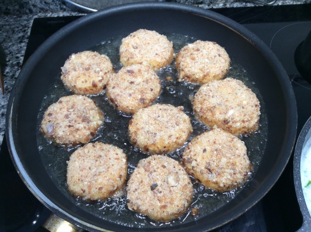 Zemiakovo-rybacie fašírky s petržlenovou omáčkou (fotorecept) - obrázok 5