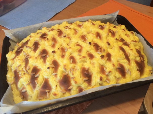 Svätojánsky kysnutý koláč (La coca de San Juan) (fotorecept) - obrázok 4