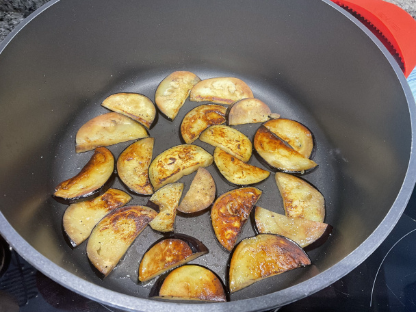 Baklažánové karí - obrázok 1