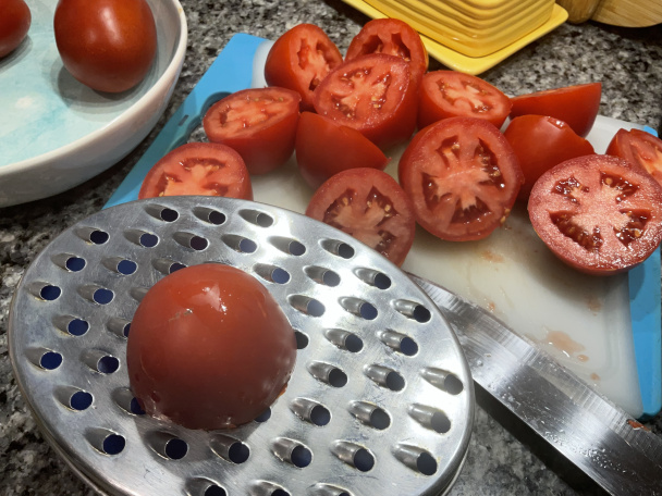 Cestoviny s paradajkovou omáčkou a mäsovými guľkami (fotorecept) - obrázok 2