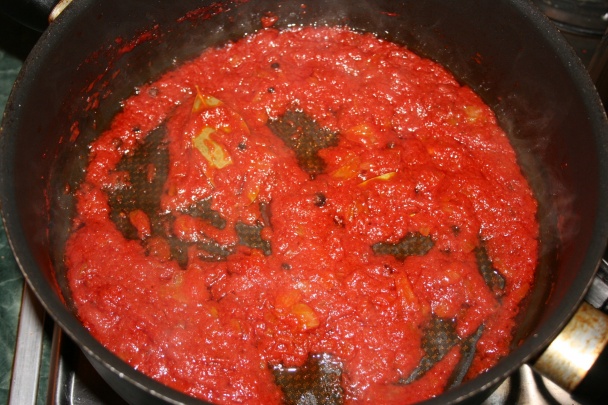 Hovädzie mäso s paradajkovou omáčkou - obrázok 2