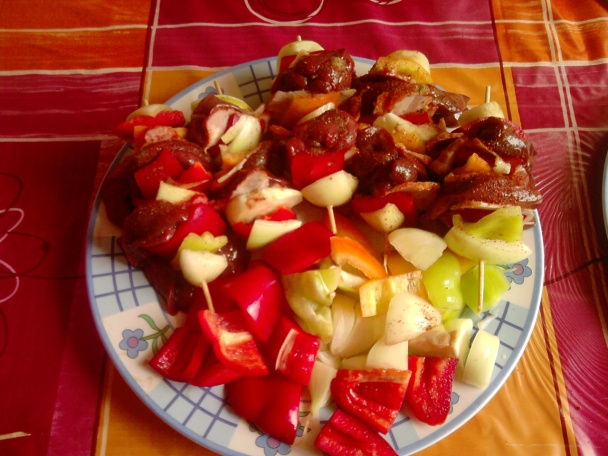 Pestofarebné špízy (fotorecept) - obrázok 2