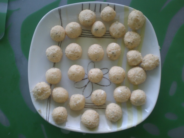 Cesnaková polievka so syrovými knedličkami - obrázok 3