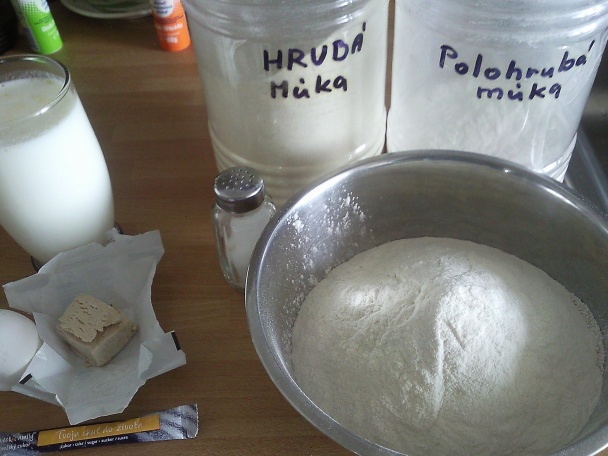 Parená lekvárová knedľa s čokoládou - obrázok 1