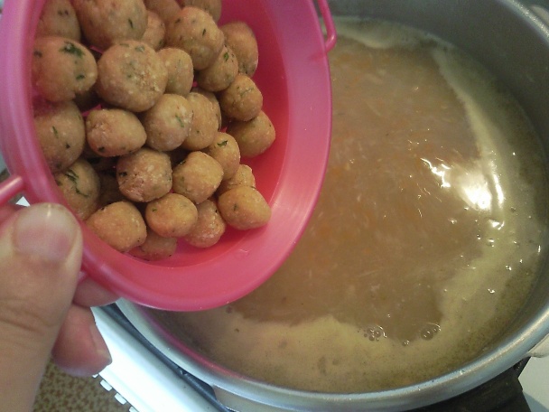 Kuracia guľková polievka - obrázok 8