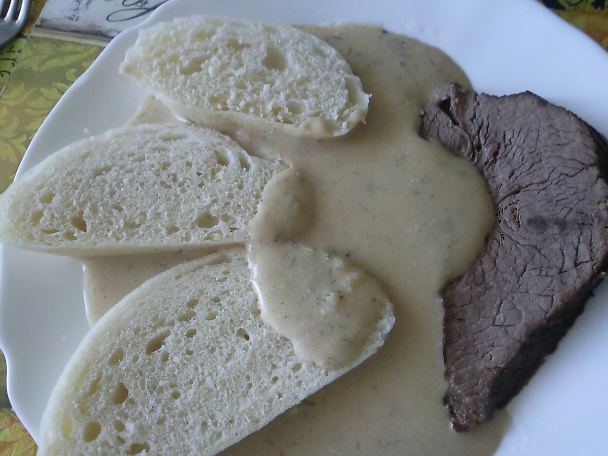 Hovädzie s knedľou a kôprovkou - obrázok 4