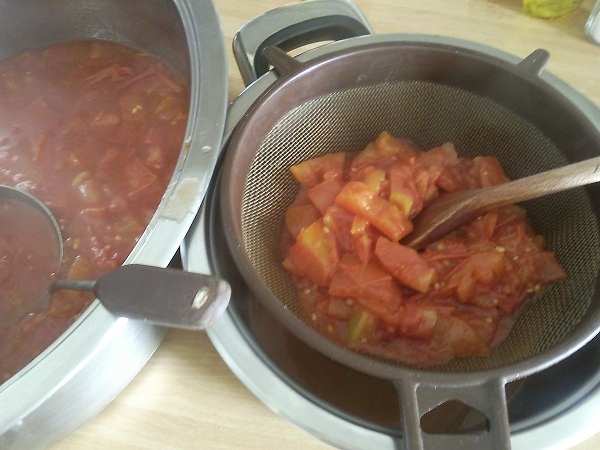 Paradajkové pyré - zaváranina - obrázok 4