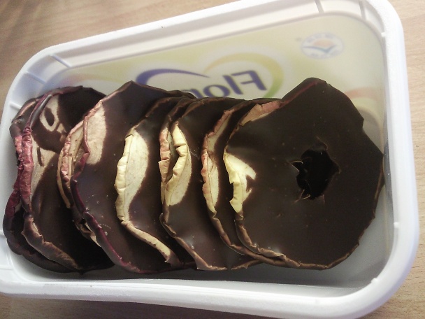 Sušené jablká v čokoláde (fotorecept) - obrázok 6