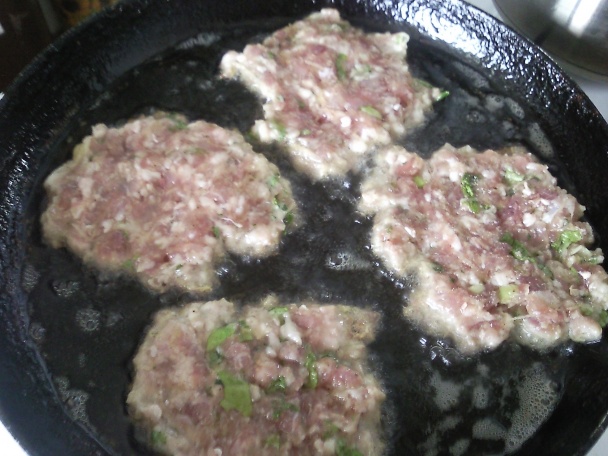 Placky z mletého mäsa (fotorecept) - obrázok 2