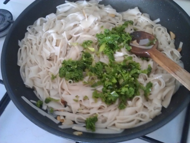 Domáce rezance so špenátom a syrom (fotorecept) - obrázok 6