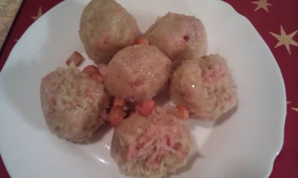 Revúcke guľky s údeným mäsom aj zapečené (fotorecept) - obrázok 7