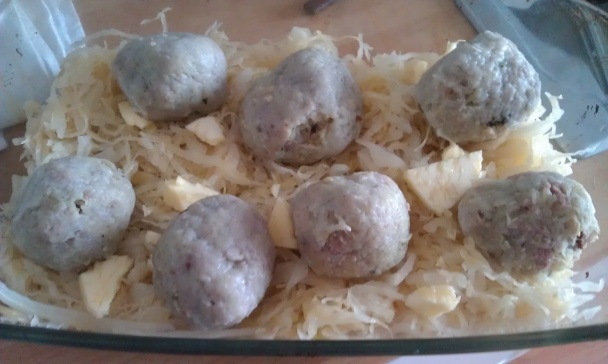 Revúcke guľky s údeným mäsom aj zapečené (fotorecept) - obrázok 8