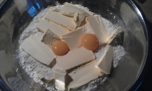 Maslové linecké sušienky robené strojčekom (fotorecept) - obrázok 1