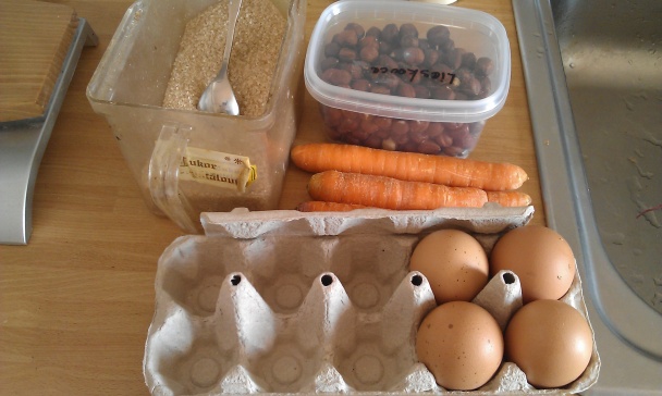 Mrkvovo-orechová torta bez múky (fotorecept) - obrázok 1