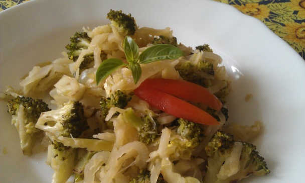 Brokolica so sladkokyslou brokolicou - obrázok 3