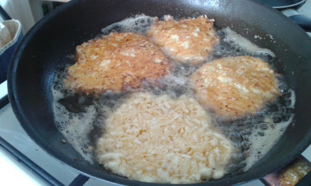 Karfiolovo-syrové placky - obrázok 2