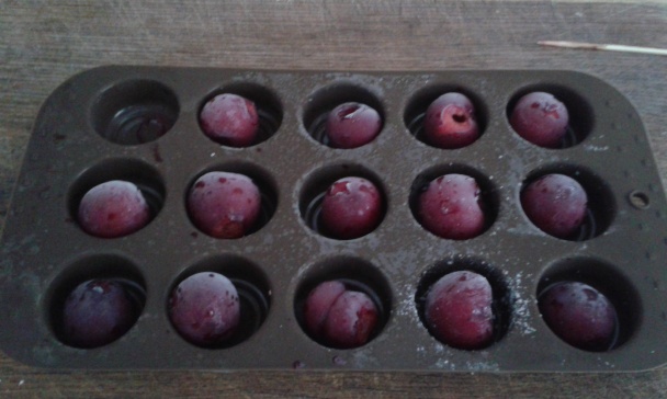 Višne a iné ovocie v čokoláde (fotorecept) - obrázok 1