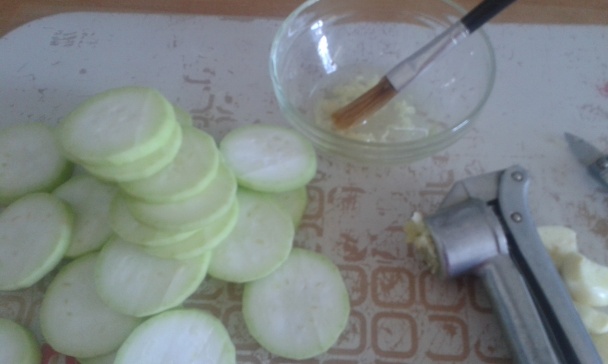 Pečené kolieska z kalabasy - indickej uhorky (fotorecept) - obrázok 1
