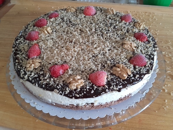 Orechový koláč s bublinkovou vodou (fotorecept) - obrázok 8