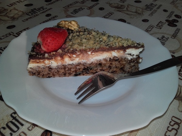 Orechový koláč s bublinkovou vodou (fotorecept) - obrázok 9