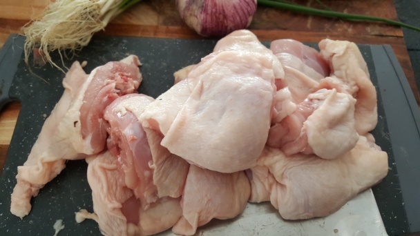 Trojhrnčekové kurča (San Bei Ji) - obrázok 1