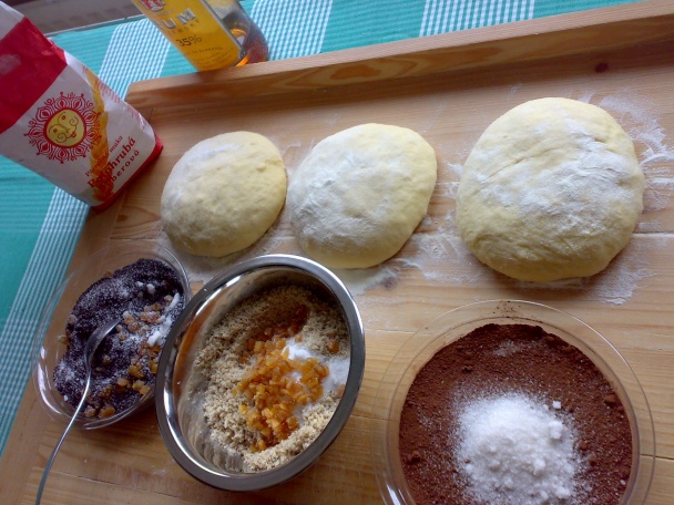 Pletenec troch chutí: orechovo-makovo-kakaový - obrázok 3