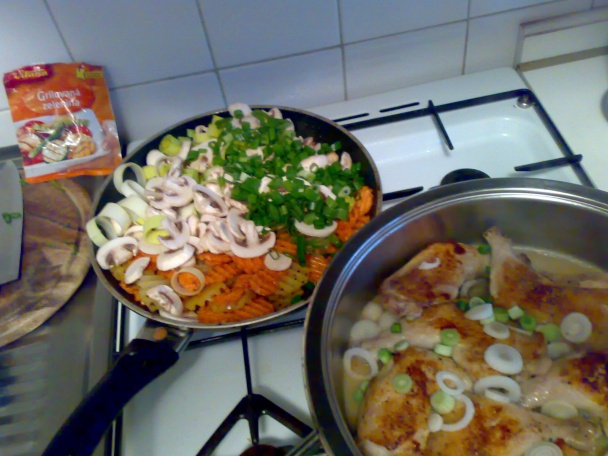 Rýchlovka - kuracie stehienka so zeleninou (fotorecept) - obrázok 2