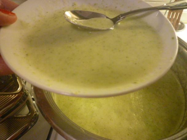 Krémová brokolicová polievka (fotorecept) - obrázok 11