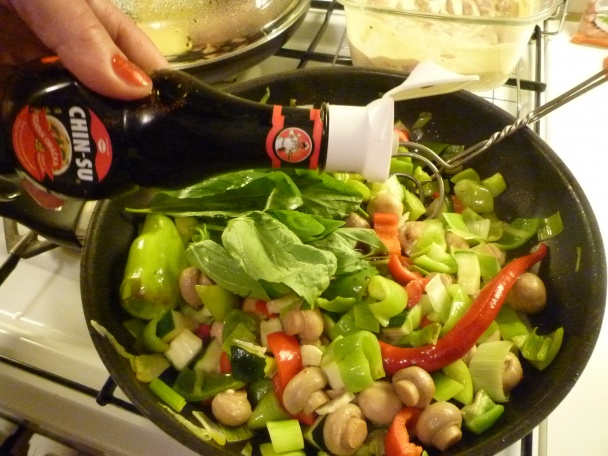 2 v jednom: Pečené kuracie stehná, kopček zemiakov (fotorecept) - obrázok 8