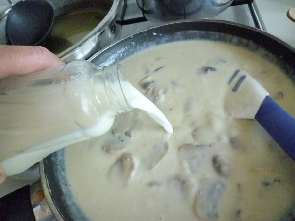 Bešamel so šampiňónmi (fotorecept) - obrázok 7