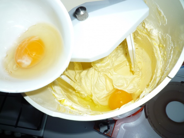 Ovocný koláč  s čerešňami (fotorecept) - obrázok 3