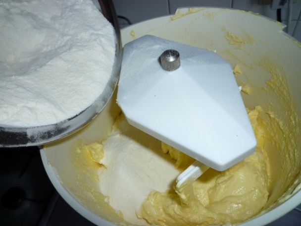 Ovocný koláč  s čerešňami (fotorecept) - obrázok 6