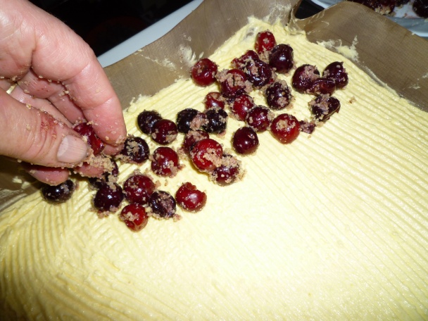 Ovocný koláč  s čerešňami (fotorecept) - obrázok 9