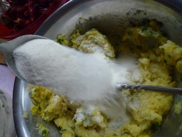 Zemiakové knedle do krízovej polievky (fotorecept) - obrázok 4