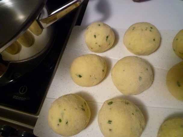 Zemiakové knedle do krízovej polievky (fotorecept) - obrázok 6