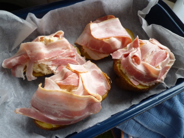 Zemiaky pečené plnené (fotorecept) - obrázok 12