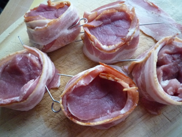 BRAVČOVÁ PANENKA  na omáčke gorgonzola so špenátovými guľami (fotorecept) - obrázok 2