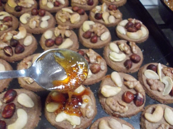 Orieškové koláčiky - obrázok 5