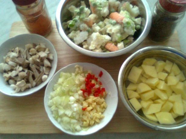 Bohatá zeleninová polievka s hlivou (fotorecept) - obrázok 2