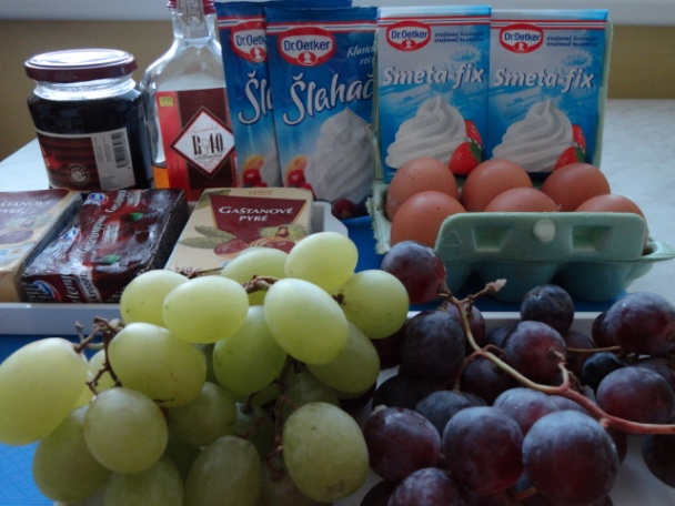 Gaštanová torta s hroznom (fotorecept) - obrázok 1