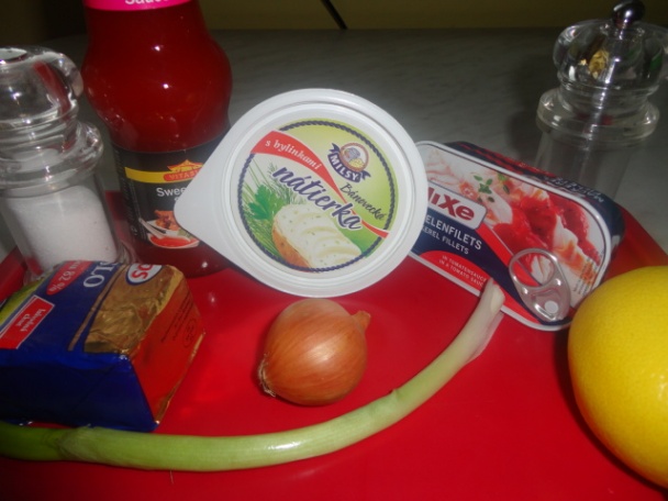 Rybacia pomazánka z filet v rajčinách (fotorecept) - obrázok 1