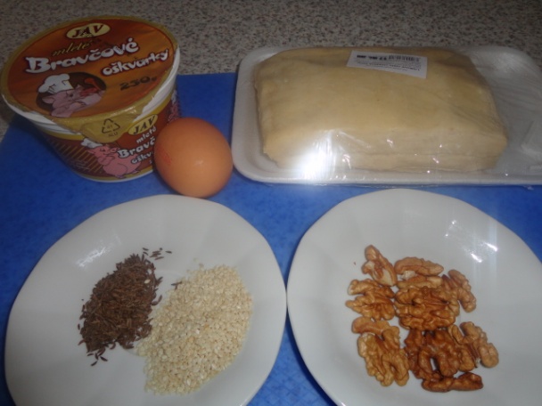 Oškvarkové lístkové pagáčiky (fotorecept) - obrázok 1