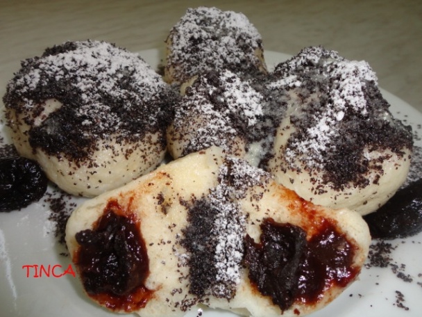 Parené buchty so sušenou slivkou a makom (fotorecept) - obrázok 4