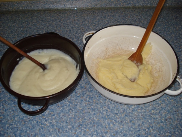 Medové rezy s kakaovou polevou - obrázok 6